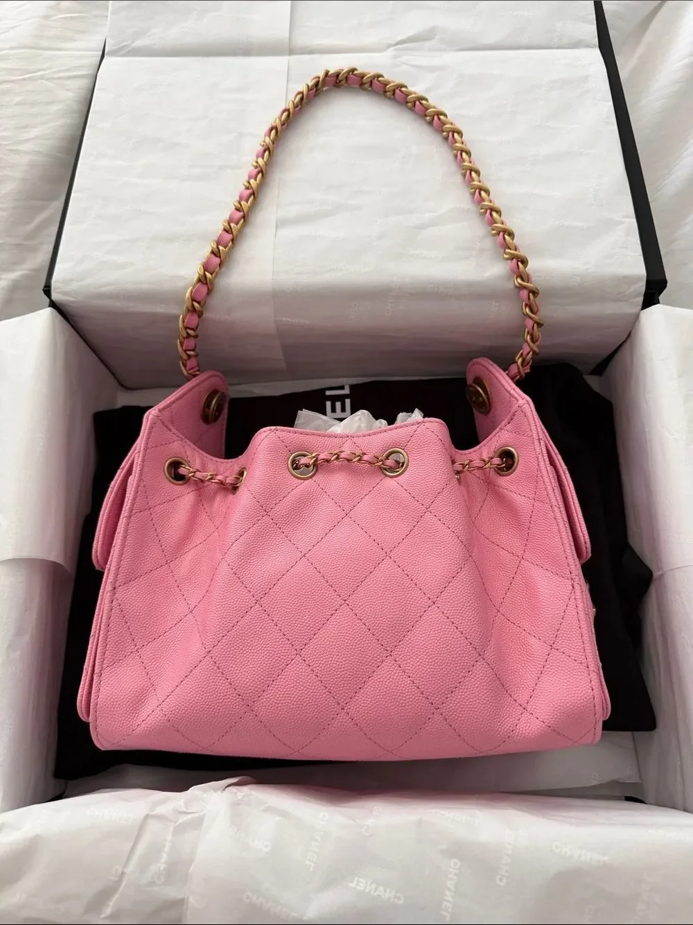 CHANEL classic quilted